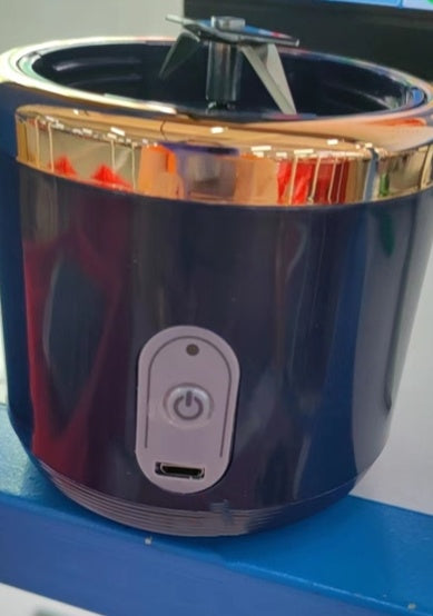 Mixrion 6 Blade Portable Blender – USB Rechargeable Juicer